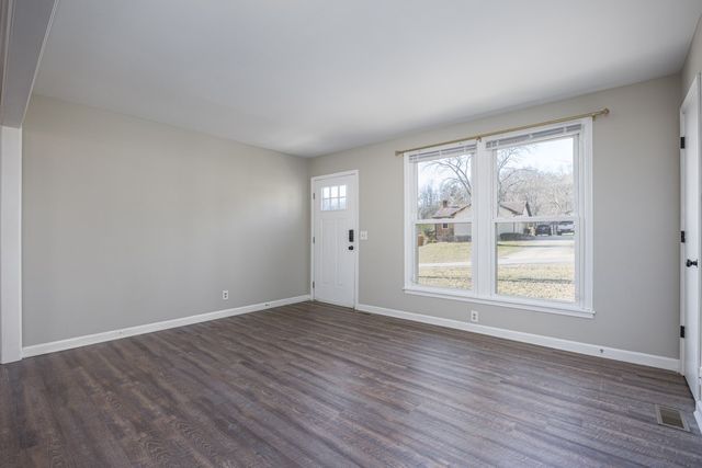 630 Debbie Dr, Hermitage, TN 37076