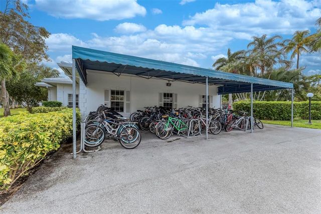 6473 BAY CLUB Drive 1, Fort Lauderdale, FL 33308