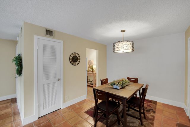 6473 BAY CLUB Drive 1, Fort Lauderdale, FL 33308