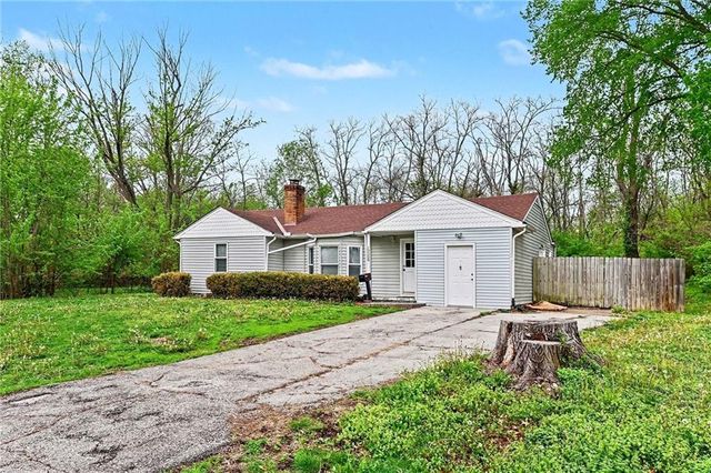 13308 8th Street, Grandview, MO 64030