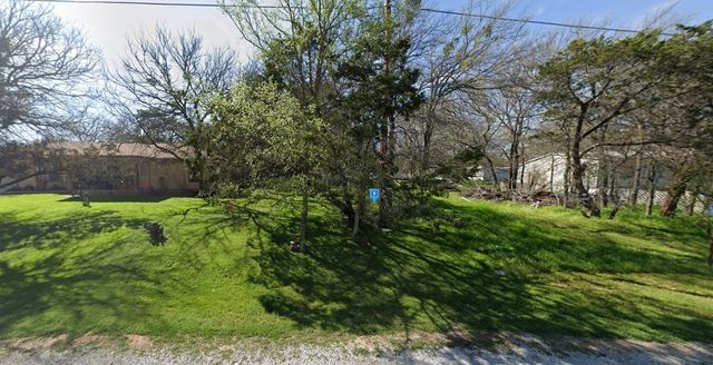 112 Wiggins Court, Weatherford, TX 76087