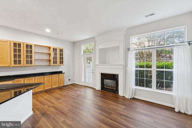 406 CHESTNUT HILL ST, Gaithersburg, MD 20878