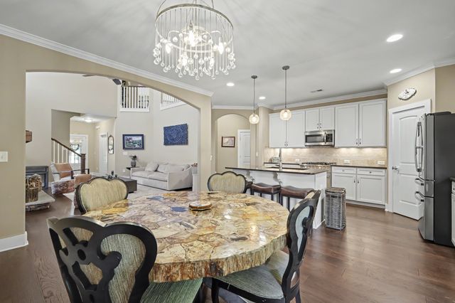 2214 Chaucer Park Ln, Thompsons Station, TN 37179