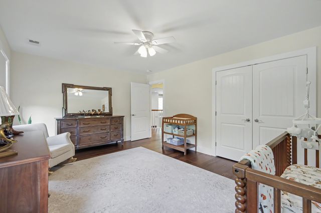 2214 Chaucer Park Ln, Thompsons Station, TN 37179