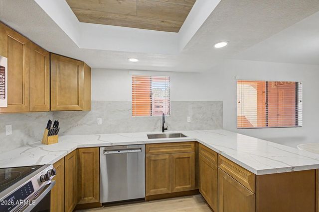 4303 E CACTUS Road 114, Phoenix, AZ 85032