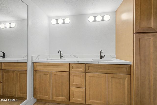 4303 E CACTUS Road 114, Phoenix, AZ 85032