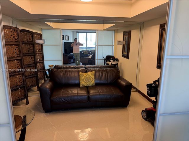 3600 Mystic Pointe Dr 615, Aventura, FL 33180