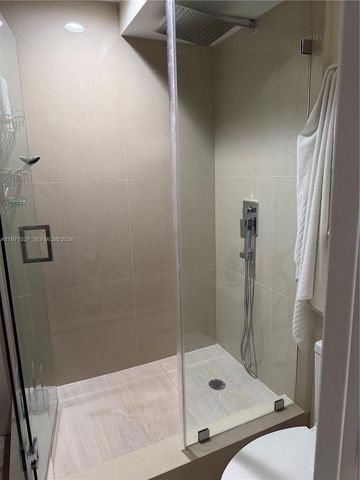 3600 Mystic Pointe Dr 615, Aventura, FL 33180