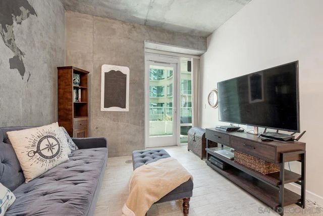 1080 Park Blvd 303, San Diego, CA 92101