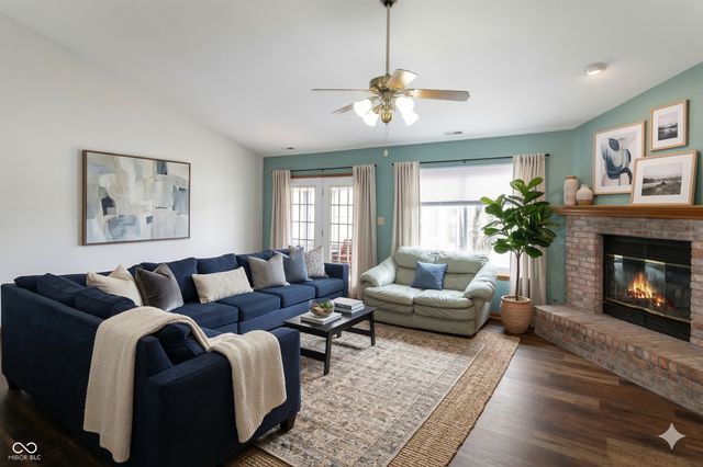 367 Grove Court, Greenwood, IN 46142