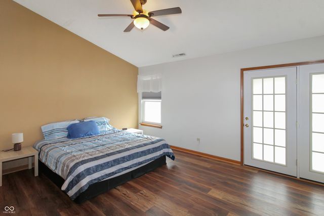 367 Grove Court, Greenwood, IN 46142