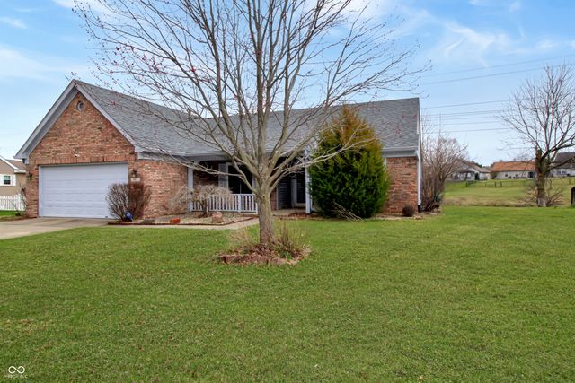 367 Grove Court, Greenwood, IN 46142