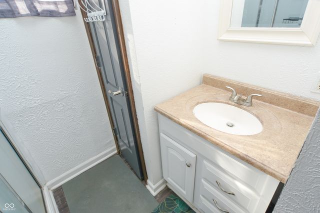 2510 E 25th Street, Indianapolis, IN 46218