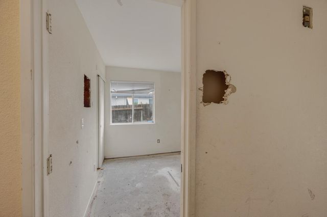 8916 Mandalay Way, Elk Grove, CA 95624