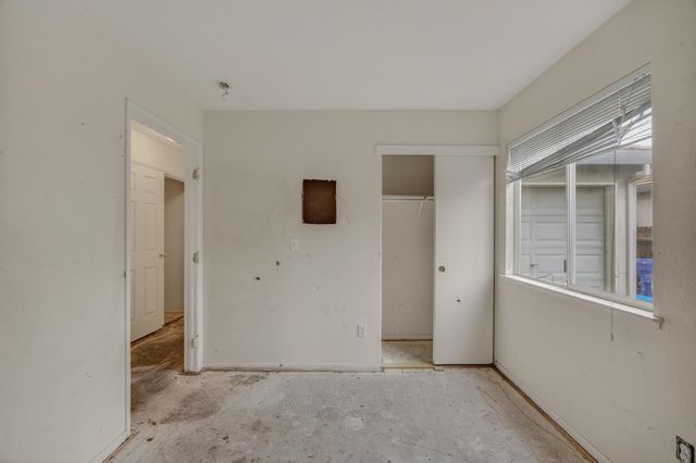 8916 Mandalay Way, Elk Grove, CA 95624