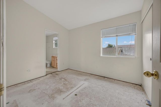 8916 Mandalay Way, Elk Grove, CA 95624