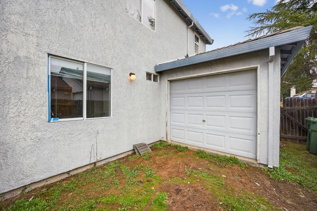 8916 Mandalay Way, Elk Grove, CA 95624