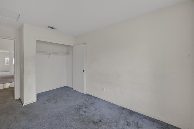 8916 Mandalay Way, Elk Grove, CA 95624