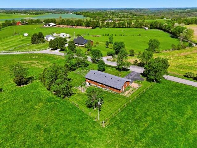 1330 Curry Pike, Harrodsburg, KY 40330