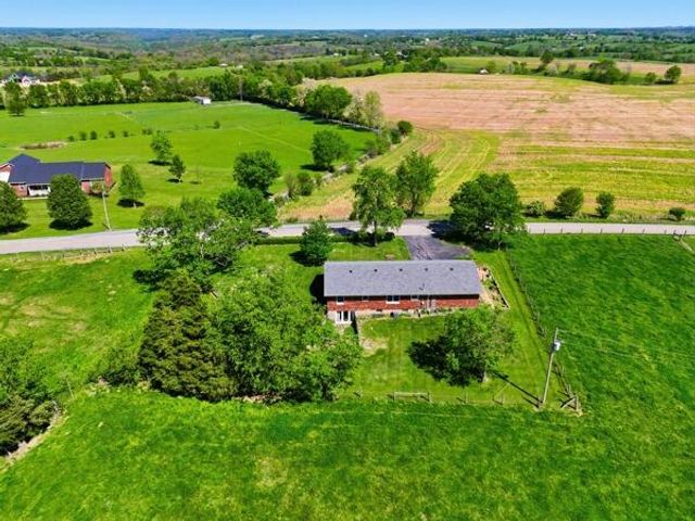 1330 Curry Pike, Harrodsburg, KY 40330