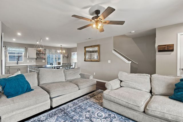 5567 Compass Way, Christiana, TN 37037