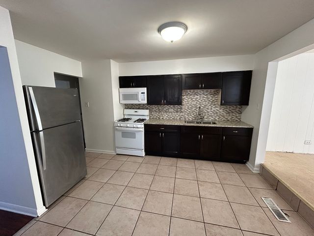 1436 Forest Place, Calumet City, IL 60409