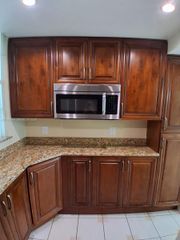 2905 Point East Drive L302, Aventura, FL 33160