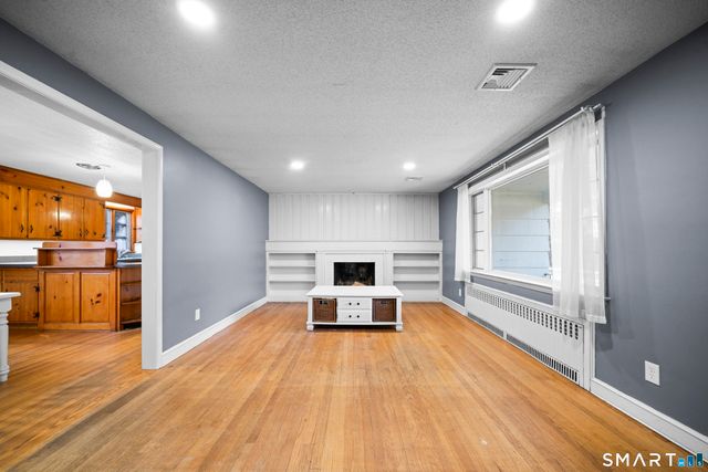 514 Hilliard Street, Manchester, CT 06042