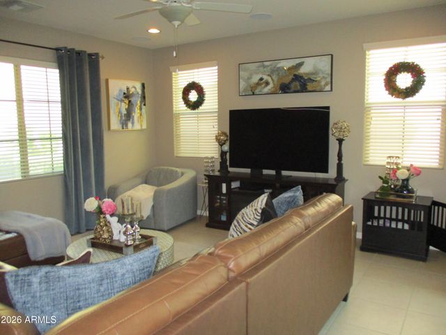 856 S AGNES Lane, Gilbert, AZ 85296