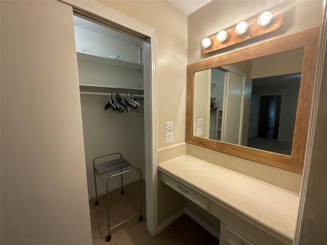 1672 Fm 318, Hallettsville, TX 77964