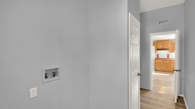 120 N Webberwood Way, Elgin, TX 78621