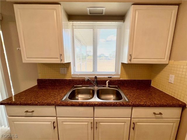 315 Rushmore AVE N, Lehigh Acres, FL 33936