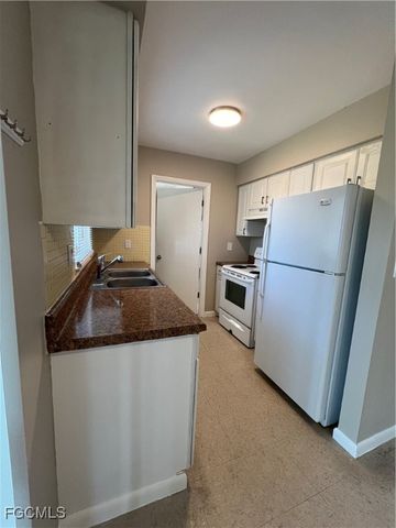 315 Rushmore AVE N, Lehigh Acres, FL 33936