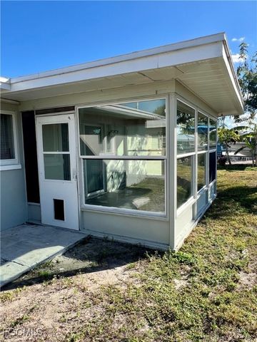 315 Rushmore AVE N, Lehigh Acres, FL 33936