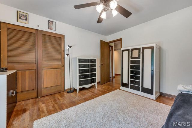 1 Huntleigh Trails Lane, St Louis, MO 63131