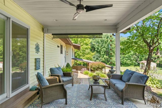 4235 Highway 50, Leslie, MO 63056
