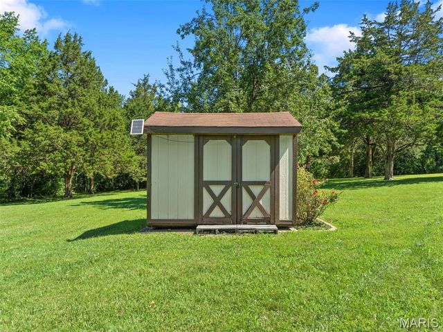 4235 Highway 50, Leslie, MO 63056