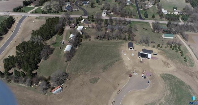 1005 N Foxtail Cir Circle, Sioux Falls, SD 57110