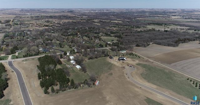 1005 N Foxtail Cir Circle, Sioux Falls, SD 57110