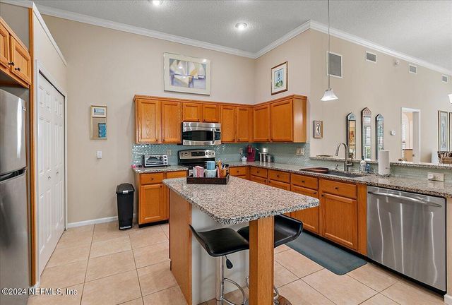 229 CHARLEMAGNE Circle, Ponte Vedra Beach, FL 32082