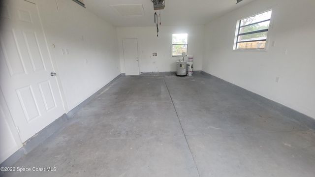 737 Geoffrey Avenue SW, Palm Bay, FL 32908