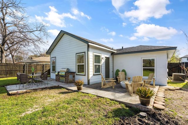 4024 Carolyn Road, Fort Worth, TX 76109