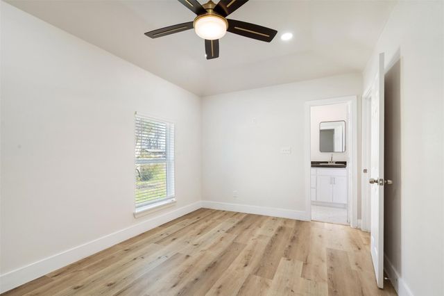 4024 Carolyn Road, Fort Worth, TX 76109