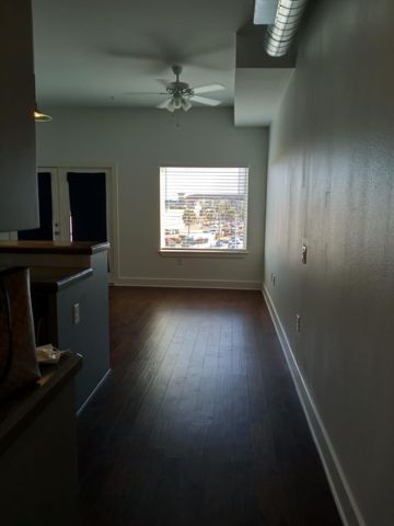 1011 Studemont Street 204, Houston, TX 77007