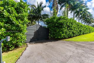 18851 SW 218th St, Miami, FL 33170