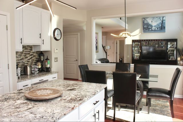 4740 Whitehall Court, Algonquin, IL 60102