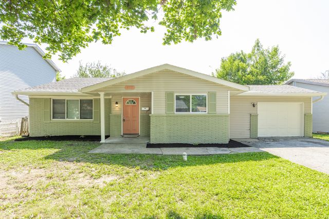 4137 Flamingo East Drive, Indianapolis, IN 46226