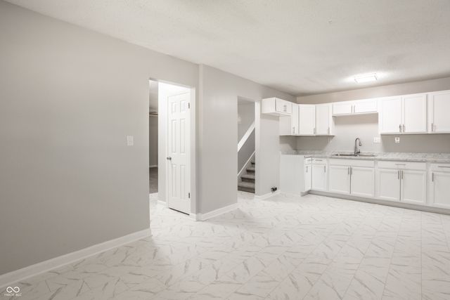 4137 Flamingo East Drive, Indianapolis, IN 46226