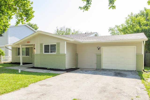 4137 Flamingo East Drive, Indianapolis, IN 46226