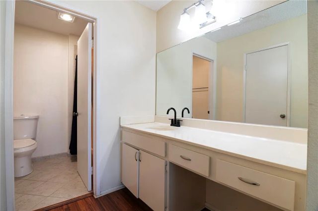27064 Crossglade, Canyon Country, CA 91351